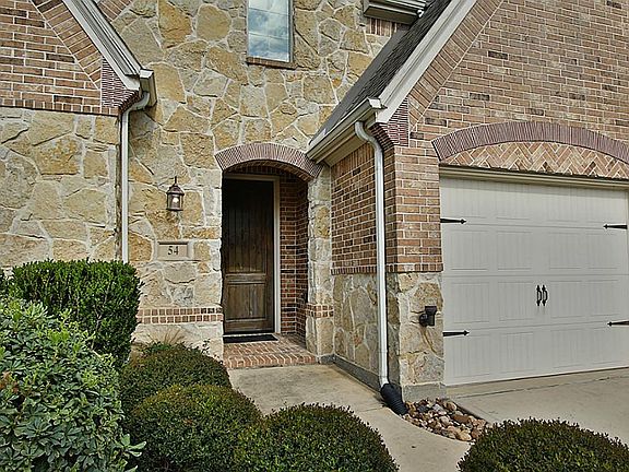 3rd image of 54 Vershire Cir
