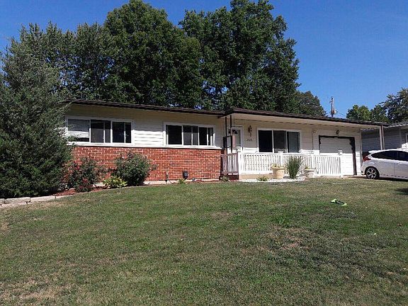 2nd image of 2929 Portugal Dr