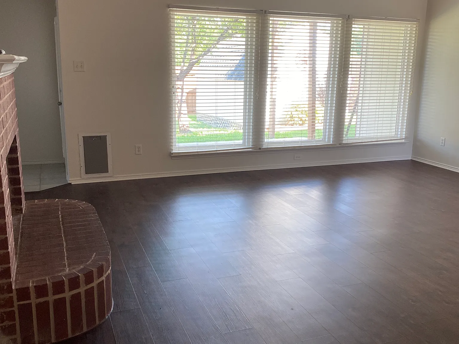 3 bed, 2.0 bath, 1781 sqft, $2,180 — Photo 4