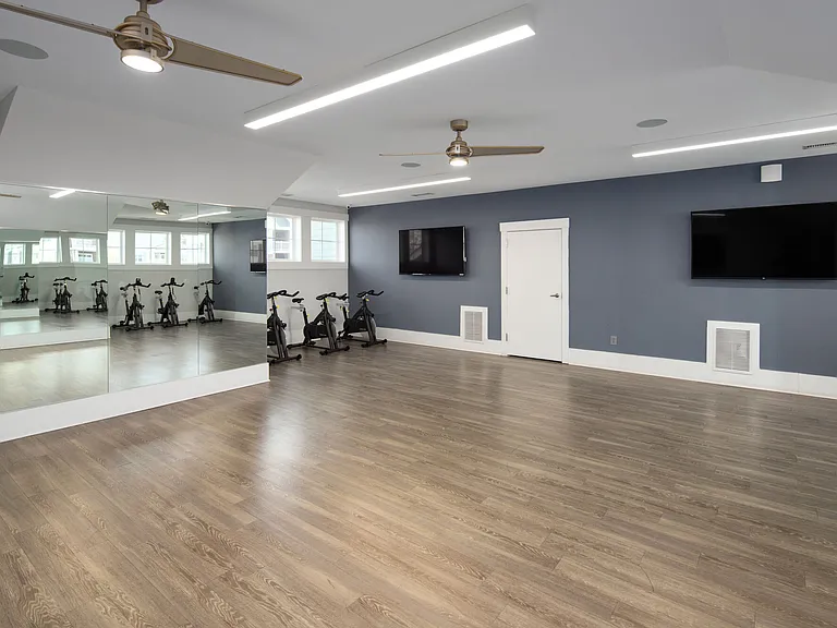 Proximity Northlake — Photo 31