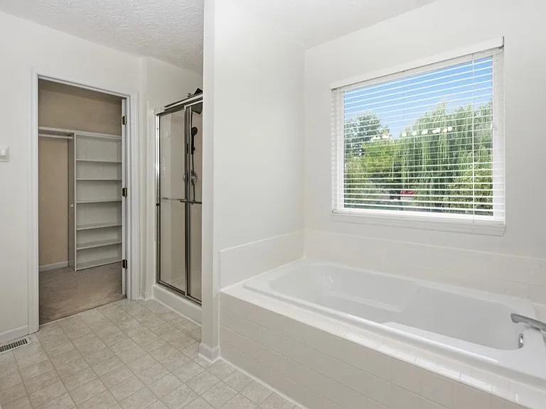 7649 Tollgate Ct — Photo 14