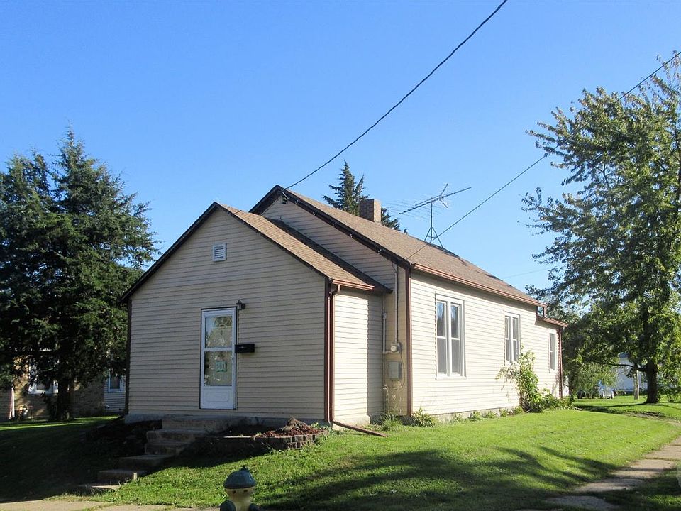 1st image of 502 B Ave E