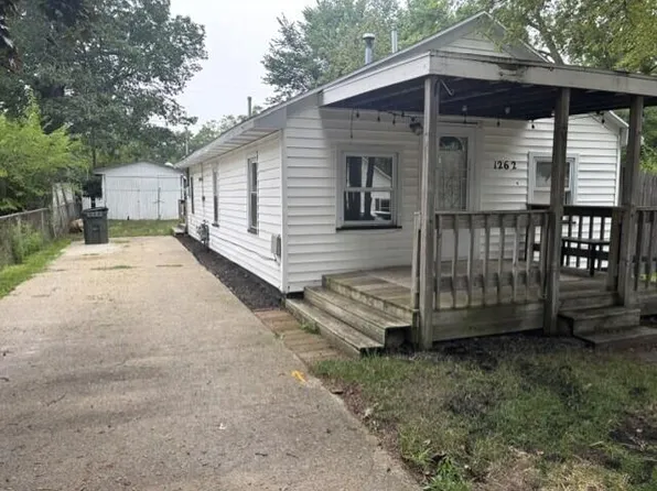 1262 W Langeland Ave, Muskegon, MI 49442