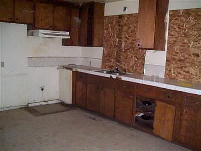 2nd image of 2124 E Belgravia Ave