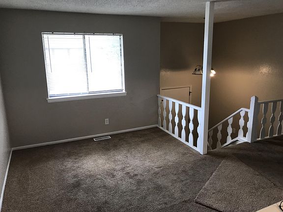 4th image of 433 Beach St #441