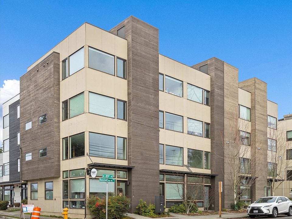 1st image of 8901 Roosevelt Way NE #C