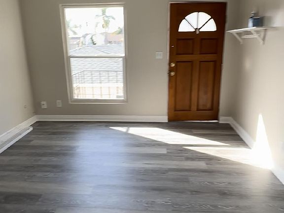 4th image of 4529 Cleveland Ave APT C