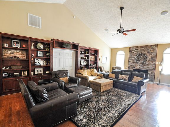 5th image of 2541 Pineacre Ct