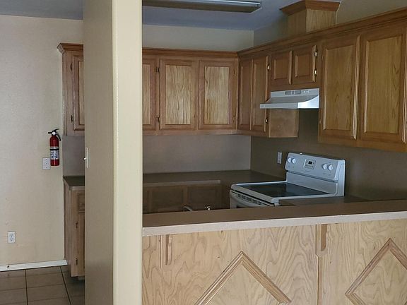 3rd image of 1006 Lilia Dr APT 102