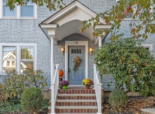 16 Searing Ave, Morristown, NJ 07960