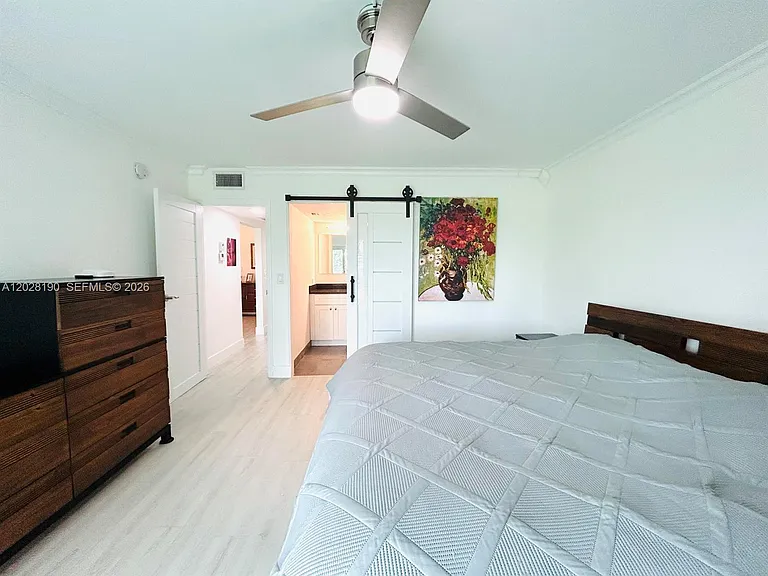 3004 Portofino Isle #B2 — Photo 15