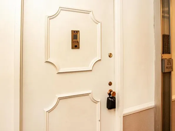 201 Saint Pauls Avenue image 7 of 37