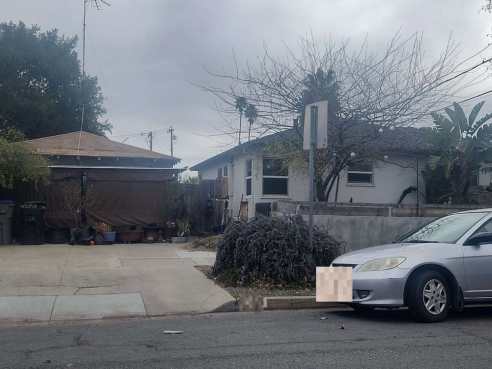 2nd image of 702-704 N 3rd St
