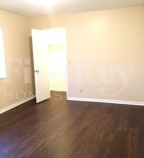 4317 Honeysuckle Ave — Photo 13