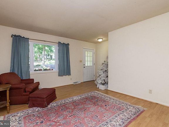Living Room towards entry foyer