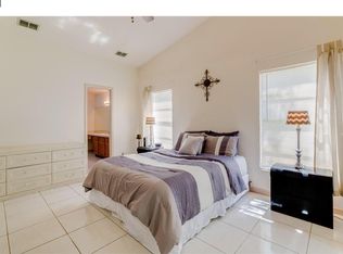 2345 Whispering Maple Dr, Orlando, FL 32837