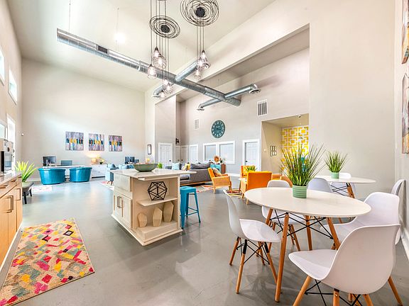 Leasing Office