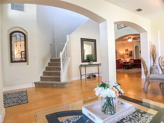 4th image of 9567 Lassen Ct