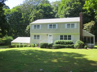15 Bushy Ridge Rd, Westport, CT 06880