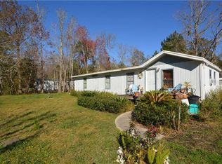 140 Islander Rd, Satsuma, FL 32189