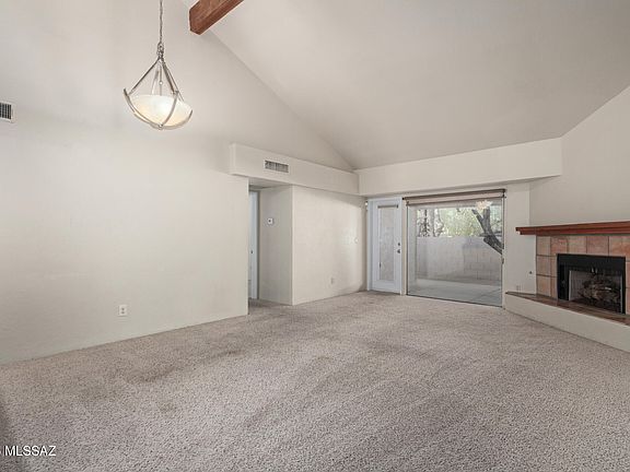 5th image of 2167 E Gazania Ln