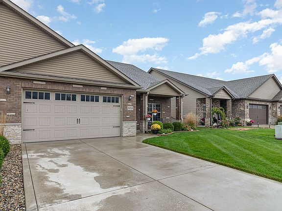 2nd image of 3015 Winter Garden Dr