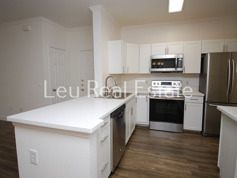 1st image of 703 Gibson Dr #1212