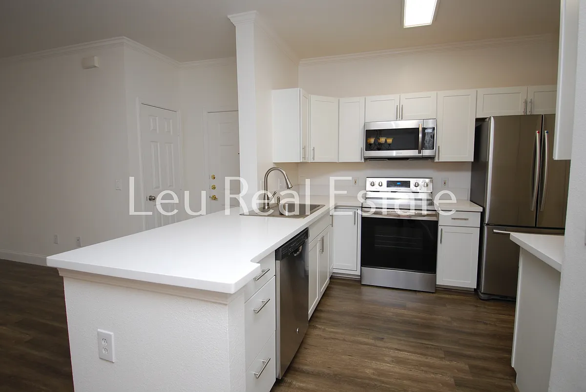 Photo 1 of 19 - 703 Gibson Dr #1212 - Roseville, CA Primary Photo - 703 Gibson Dr #1212