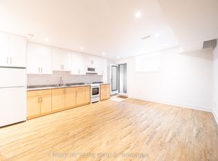 49 East Dr #B, Toronto, ON M6N2N8