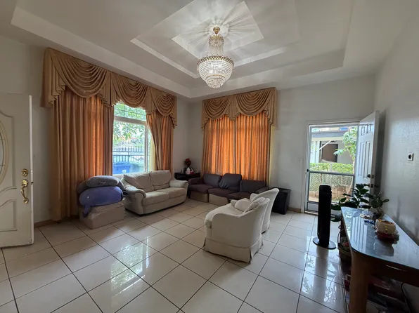 94-248 Pupukahi St, Waipahu, HI