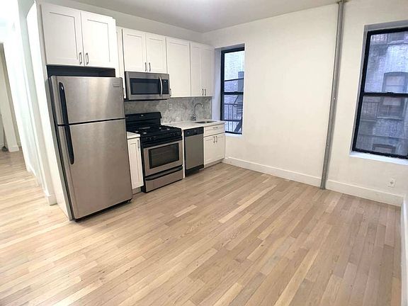 2nd image of 1236 Pacific St Basement 2H