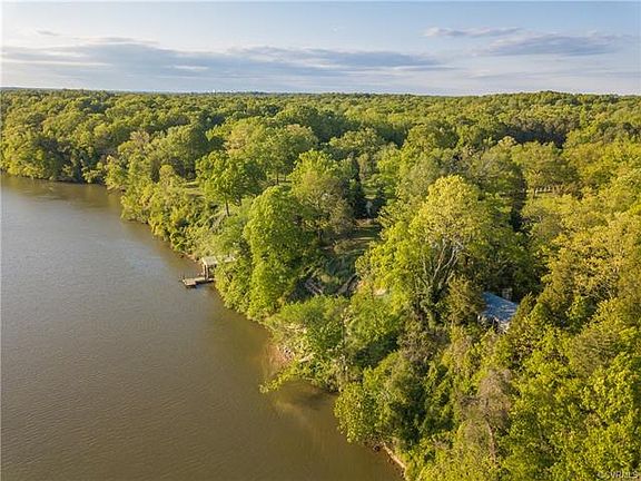 4th image of 1300 Chaffins Bluff Ln
