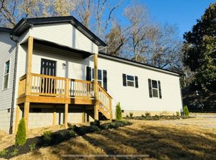 903 Turner Dr, Hartsville, TN 37074