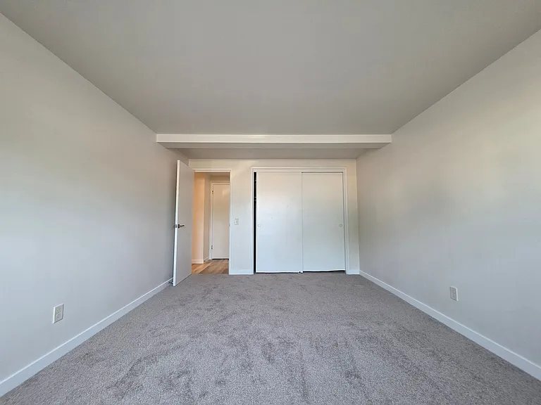 5022 Sheboygan Ave — Photo 8