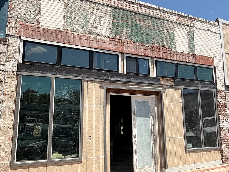 118 W Main St #1 — Photo 1