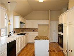 3rd image of 7229 Coventry Ct