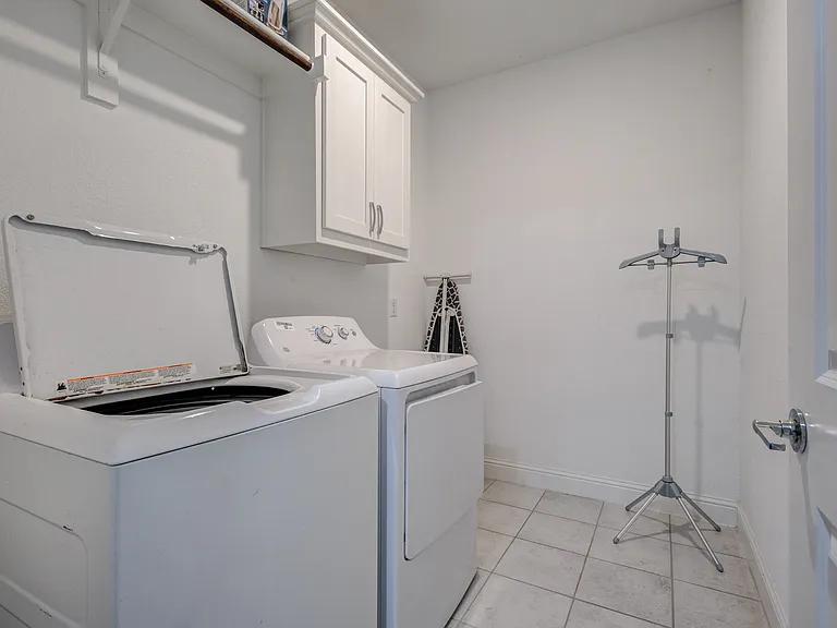 7597 Sanctuary Dr — Photo 12
