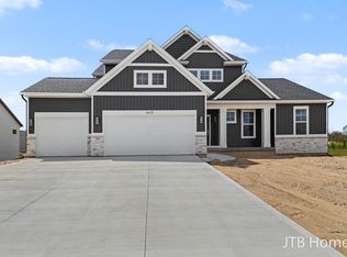 6625 Northfield Dr SW, Byron Center, MI 49315