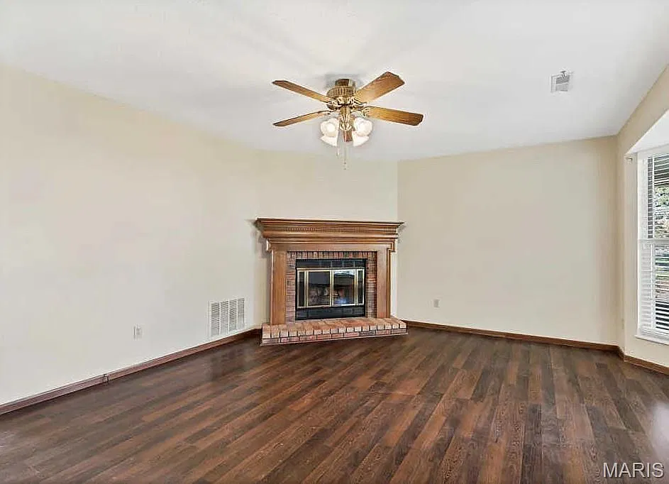 2 bed, 1.0 bath, 1214 sqft, $1,850 — Photo 3