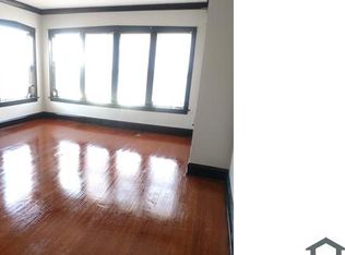 3229 W 62nd Pl APT 2W, Chicago, IL 60629