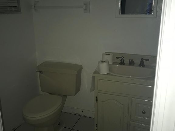 2nd image of 524 Winding Willow Dr