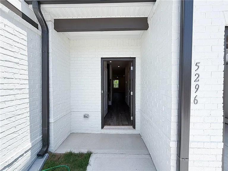 5296 Magnolia Grove Way — Photo 2