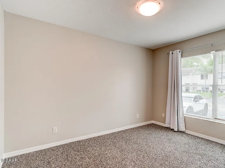 1602 Deer Springs Rd — Photo 12