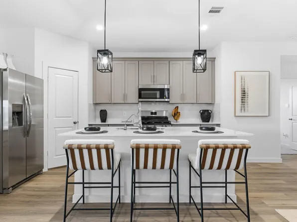 3715 Sunrise Ln, League City, TX 77573