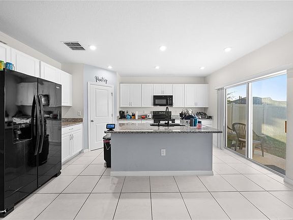 2nd image of 608 MEADOW BEND DRIVE