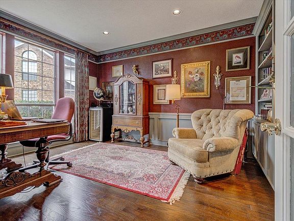 3rd image of 6498 Wellington Pl
