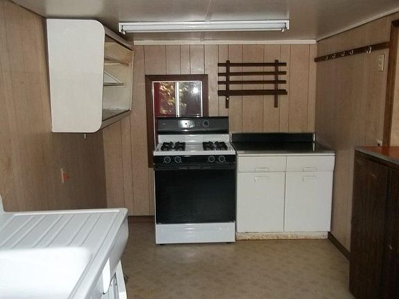 5th image of 6861 Road 19