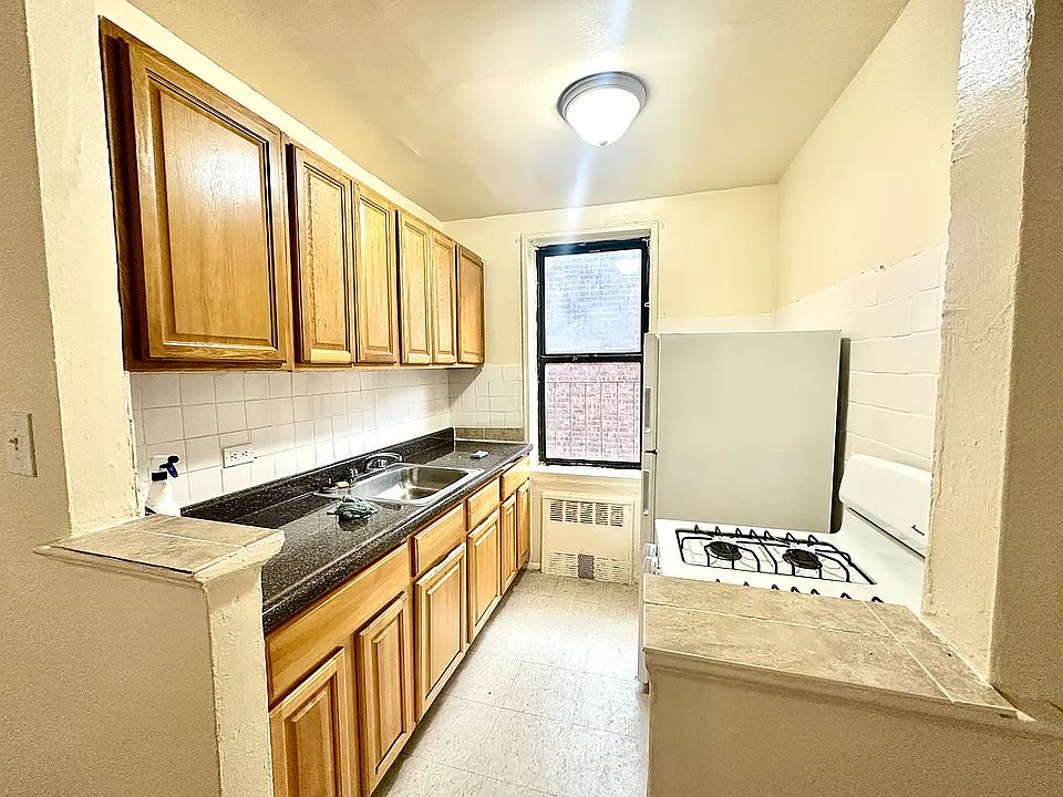 1st image of 89-29 163rd St #7L