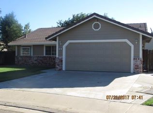 404 Pamona St, Waterford, CA 95386