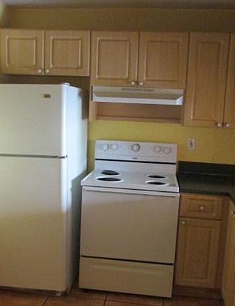 2nd image of 9350 Fontainebleau Blvd APT 303